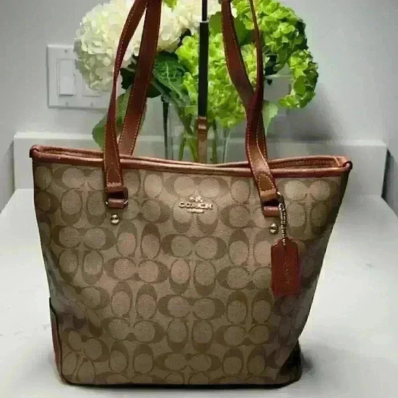 Coach F34603 Signature Zip Top Tote Shoulder Bag Khaki Saddle Jacquard - Picture 1 of 16